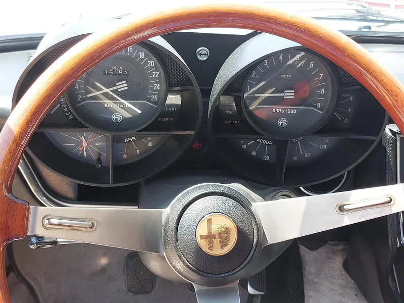 Alfa Romeo Montreal del 1973 9