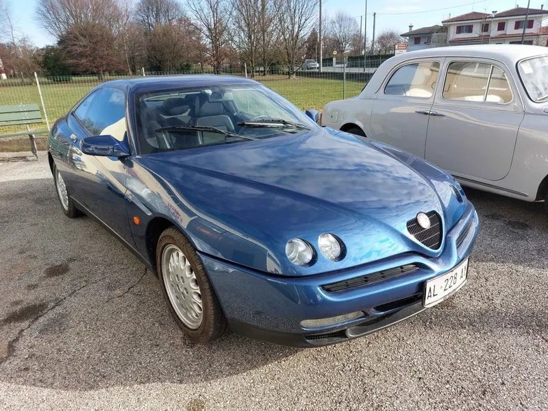 Alfa Romeo GTV 2000 V 6 del 1996 12
