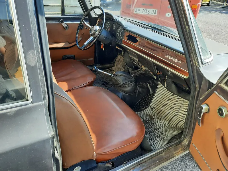 Alfa Romeo Giulia 1300 Ti del 1967 14
