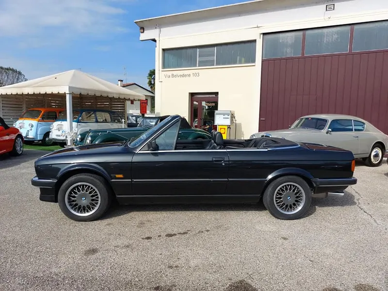 BMW 325 Cabriolet del 1988 8
