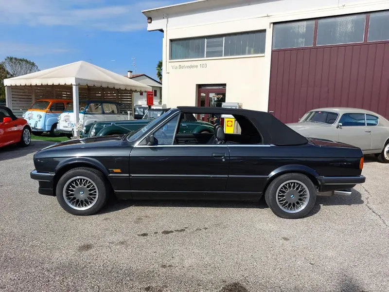 BMW 325 Cabriolet del 1988 5