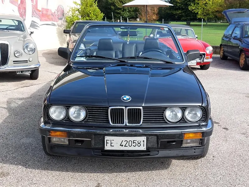 BMW 325 Cabriolet del 1988 2
