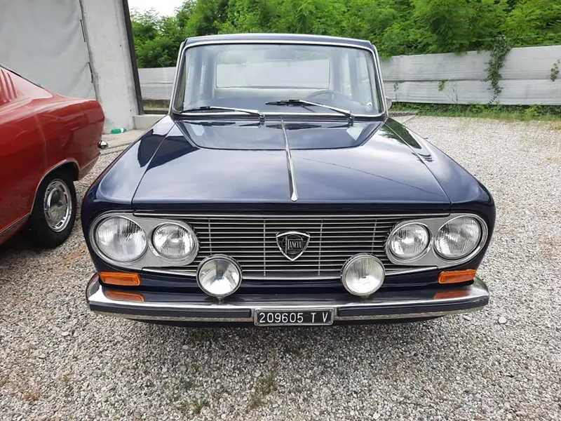 Lancia Fulvia Berlina del 1971 3
