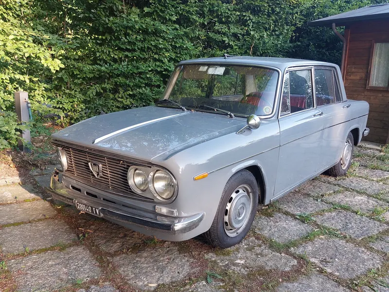 Lancia Fulvia Berlina del 1971 4