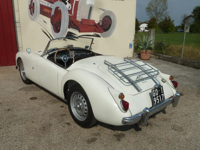 MG A Twin Cam 1600 Roadster del 1959 8