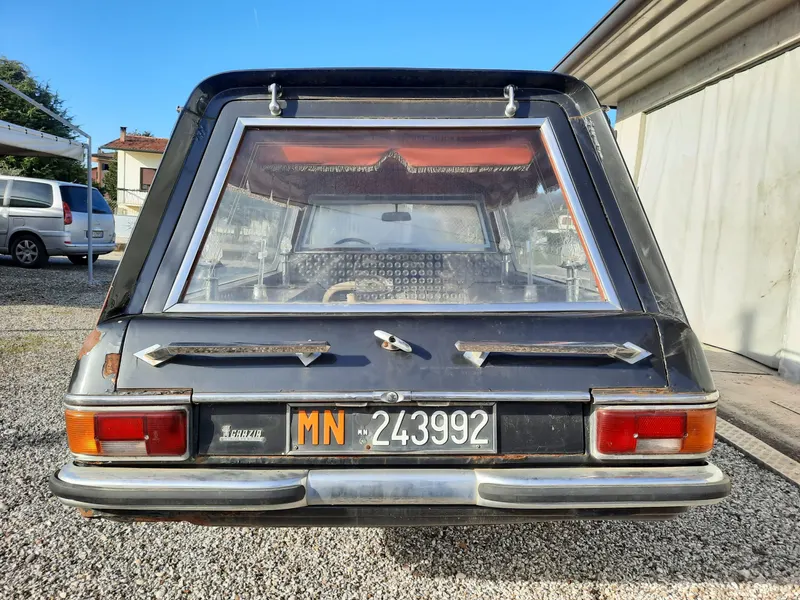 200 con allestimento Carro-Funebre del 1973 7