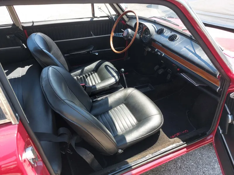 Fiat 850 Sport Coupè del 1973 6
