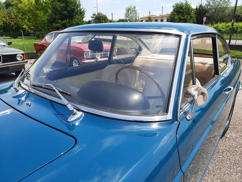 Lancia Flavia 1800 Coupè del 1966 (modello ad iniezione) 21