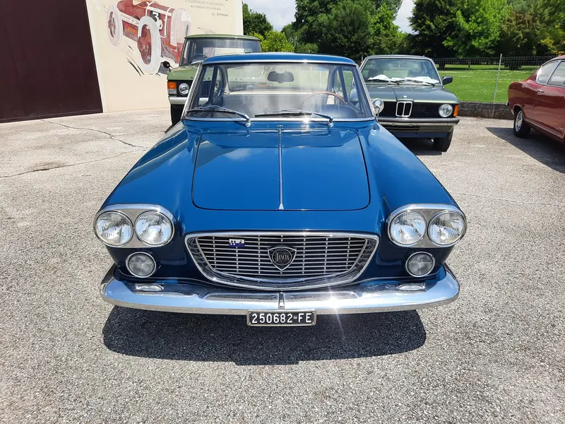 Lancia Flavia 1800 Coupè del 1966 (modello ad iniezione) 3