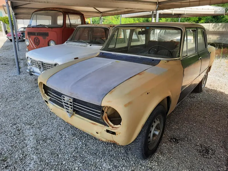 Alfa Romeo Giulia 1300 Ti del 1967 30
