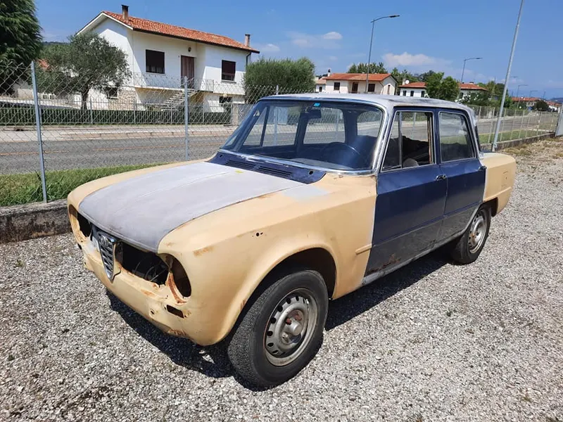 Alfa Romeo Giulia 1300 Ti del 1967 32