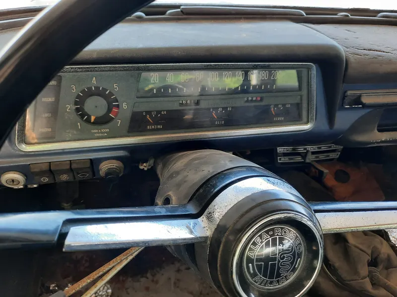 Alfa Romeo Giulia 1300 Ti del 1967 7