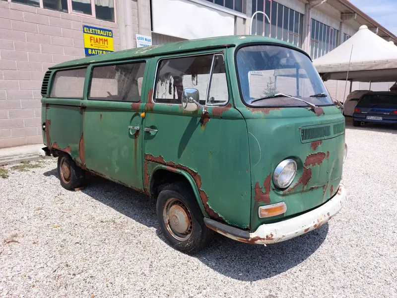 Volkswagen T 2 Pulmino del 1971 2