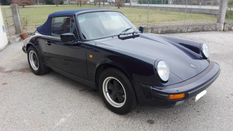 Porsche 911 3200 Cabrio del 1986 2