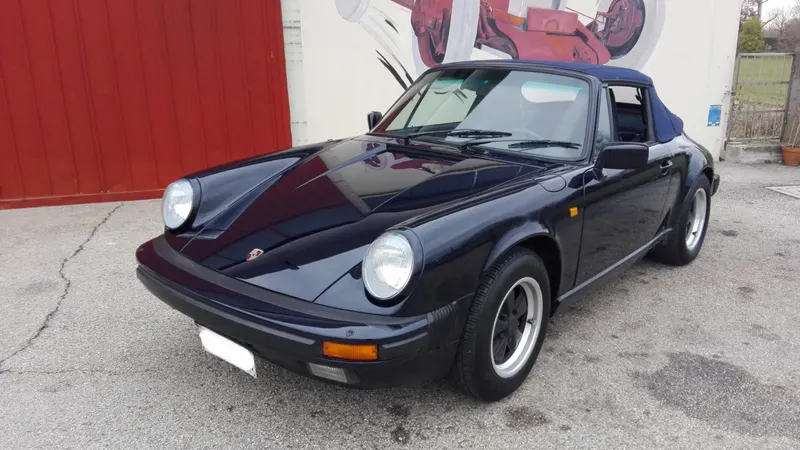 Porsche 911 3200 Cabrio del 1986 9