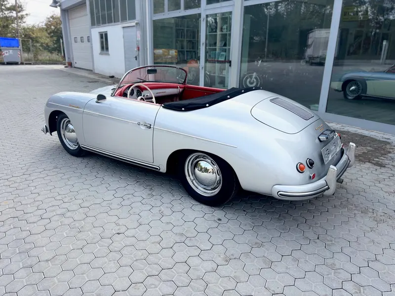 Porsche 356 SPEEDSTER 4