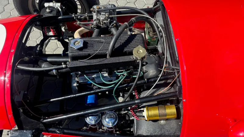 - ARZANI FORMULA JUNIOR 11