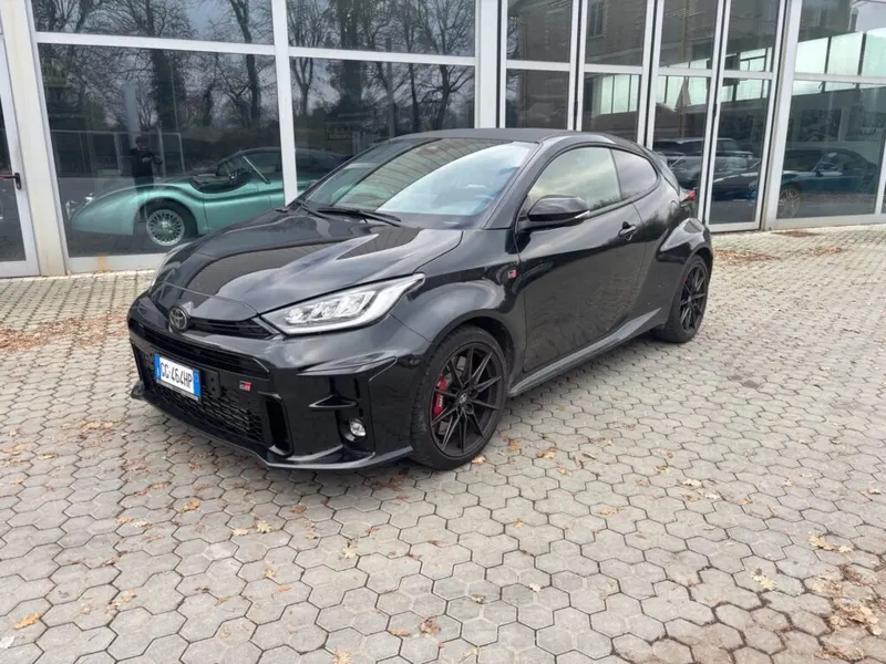 Toyota YARIS GR 9