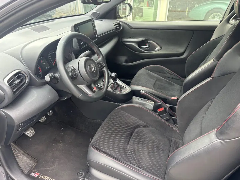 Toyota YARIS GR 7