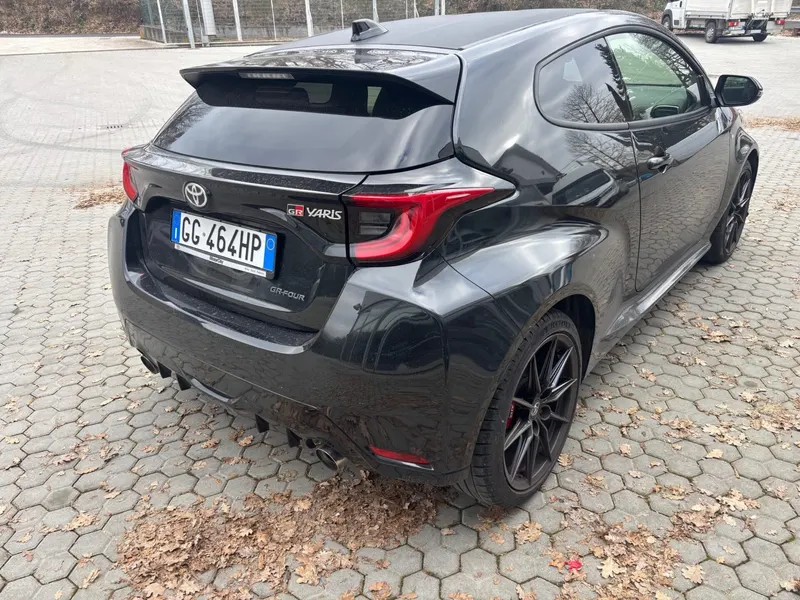 Toyota YARIS GR 5