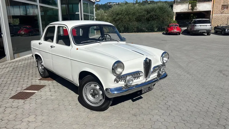 Alfa Romeo GIULIETTA TI 3