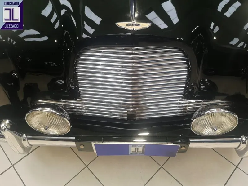 Aston Martin Db2/4 Saloon 11