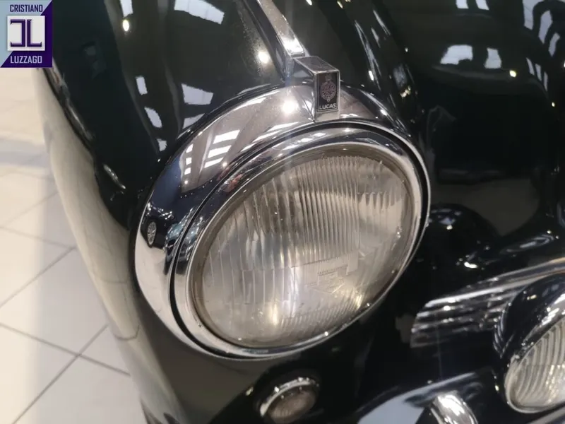 Aston Martin Db2/4 Saloon 14