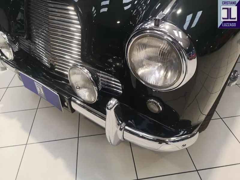 Aston Martin Db2/4 Saloon 16