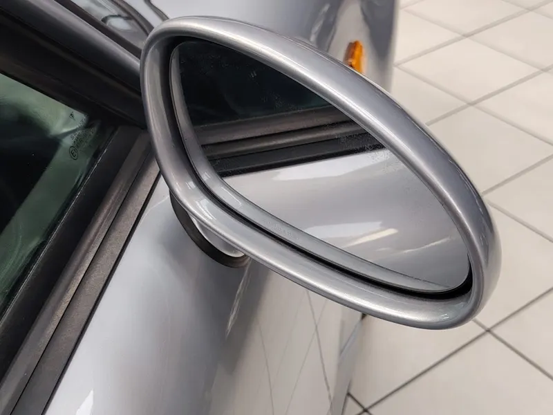 Porsche 993 Carrera 4s Coupe’ 24