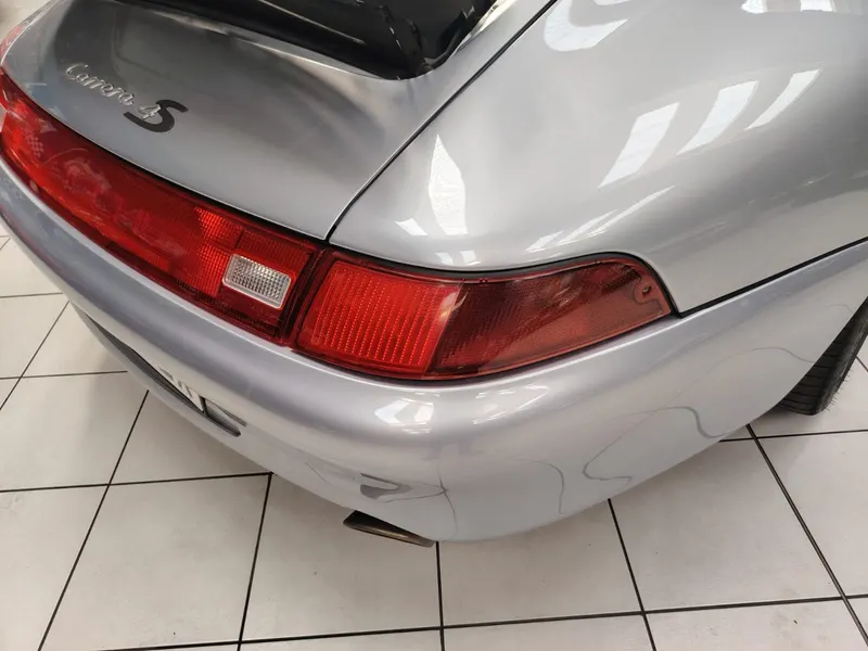 Porsche 993 Carrera 4s Coupe’ 17