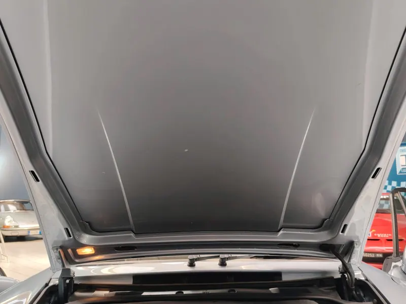 Porsche 993 Carrera 4s Coupe’ 57