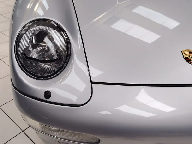 Porsche 993 Carrera 4s Coupe’ 13