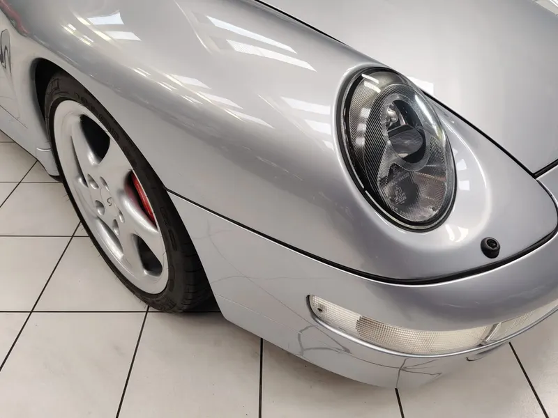 Porsche 993 Carrera 4s Coupe’ 10