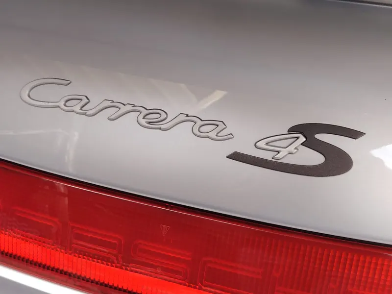 Porsche 993 Carrera 4s Coupe’ 20