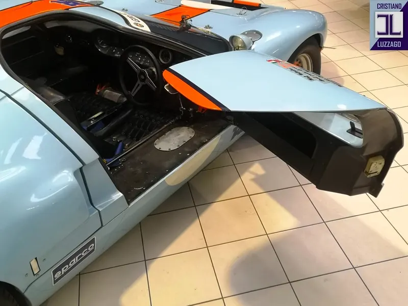 DEVELOPMENTS FORD GTD 40 1990 27
