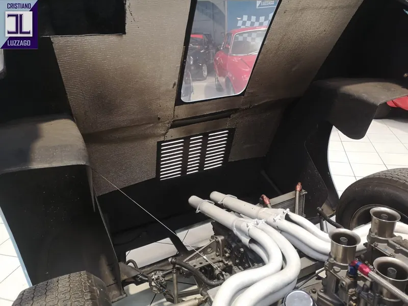 DEVELOPMENTS FORD GTD 40 1990 42