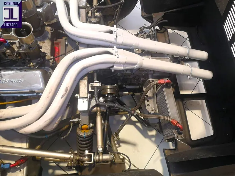 DEVELOPMENTS FORD GTD 40 1990 41