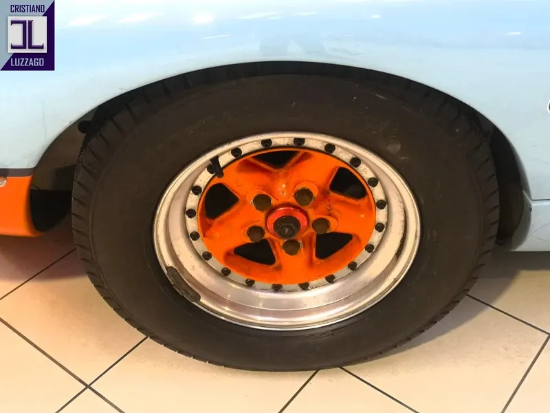 DEVELOPMENTS FORD GTD 40 1990 25