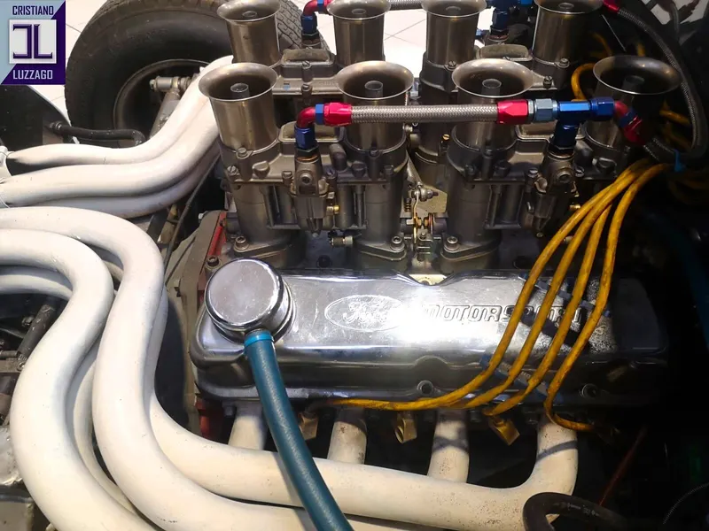 DEVELOPMENTS FORD GTD 40 1990 38