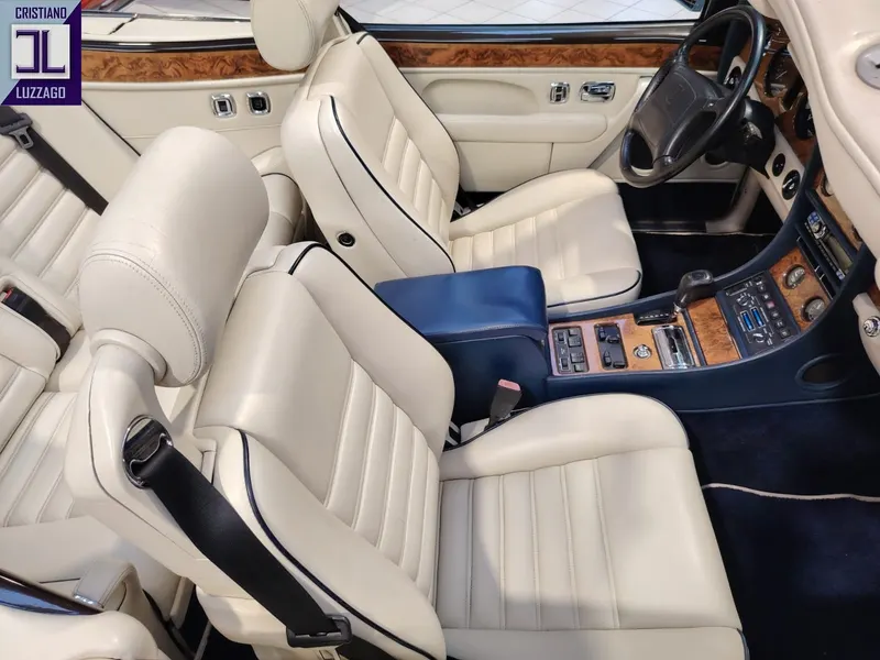 Bentley Azure 42