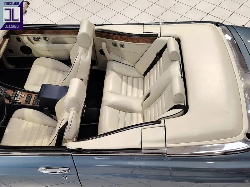 Bentley Azure 44