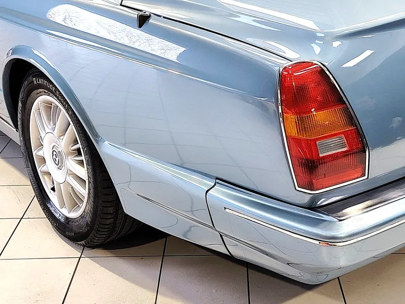 Bentley Azure 17