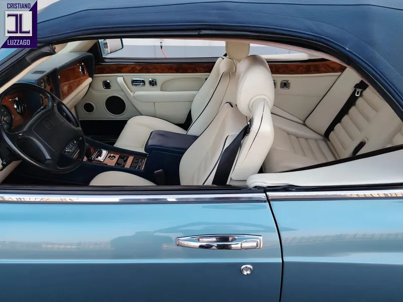 Bentley Azure 28