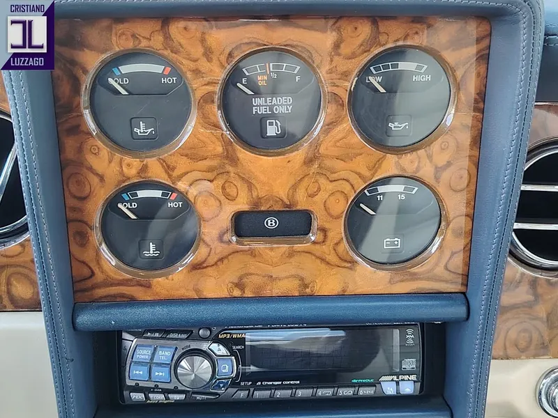 Bentley Azure 34