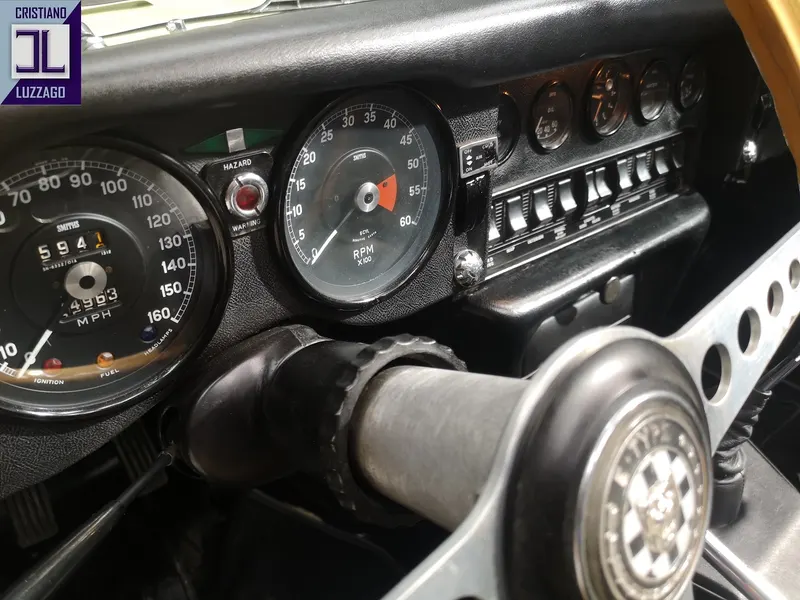 Jaguar E Type Roadster 4.200 S2 28