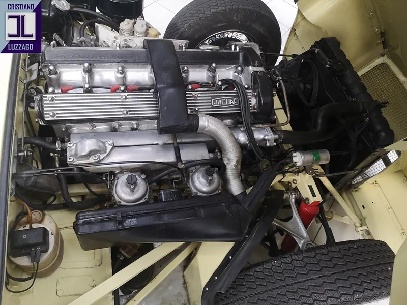 Jaguar E Type Roadster 4.200 S2 47