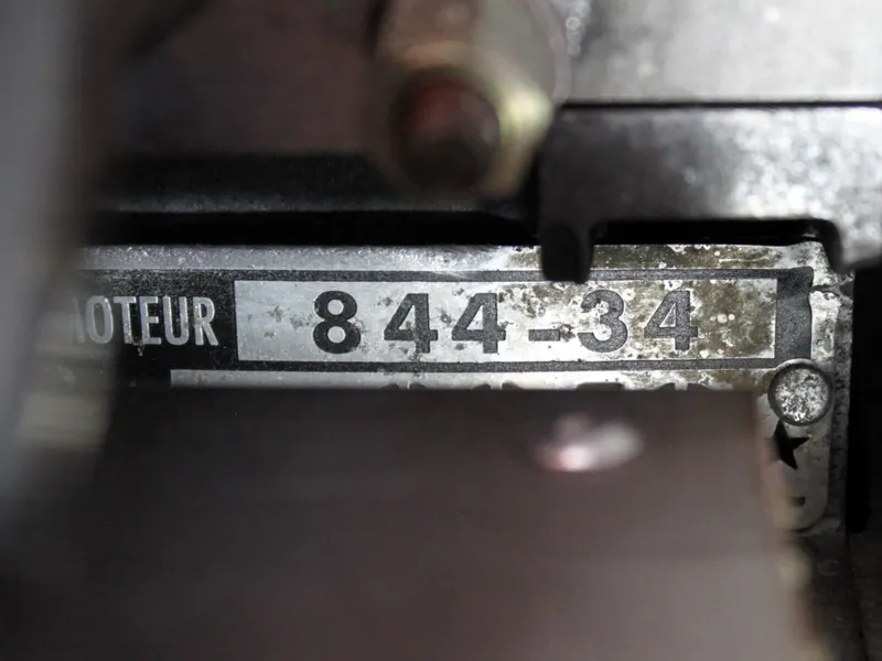 A 310 1600 74