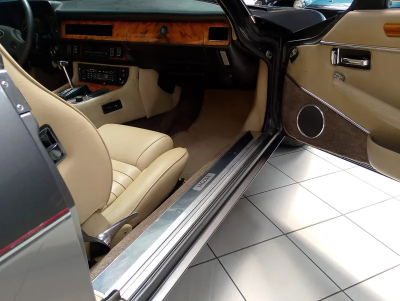 Jaguar Xj Sc V12 5.3 28