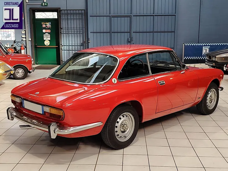 Alfa Romeo 2000 Gt Veloce 5