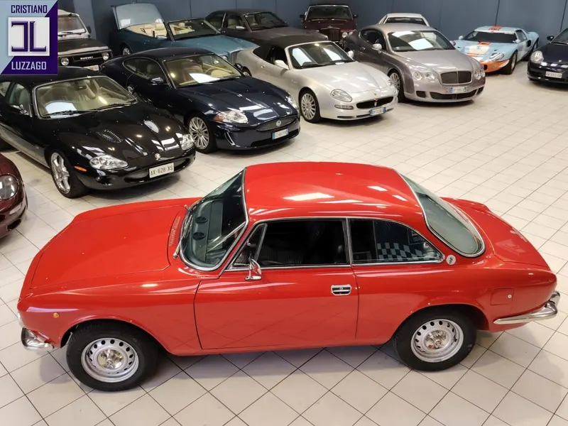 Alfa Romeo 2000 Gt Veloce 3